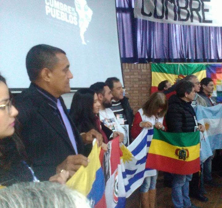 CUMBRE DE LOS PUEBLOS: LA SOBERANÍA REGIONAL LATINOAMERICANA COMO CONCEPTO CLAVE PARA AFRONTAR LA OLA NEOLIBERAL