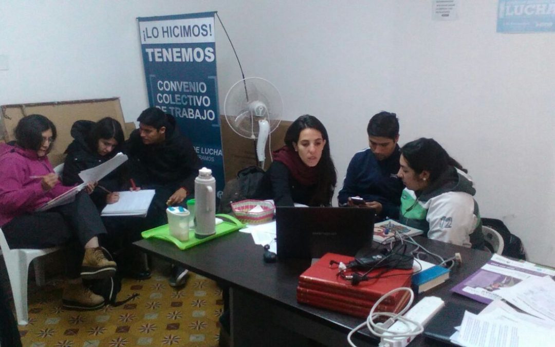 CURSOS GRATUITOS DE CAPACITACIÓN A DOCENTES DE UNIVERSIDADES NACIONALES