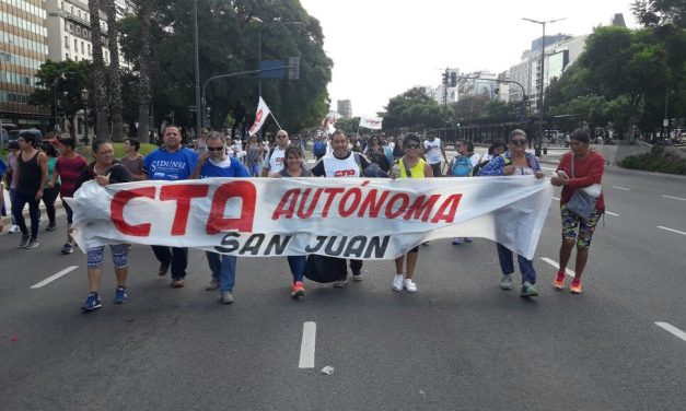 21F: EL SIDUNSJ-CONADU PARTICIPÓ DE LA HISTÓRICA MARCHA CONTRA EL AJUSTE