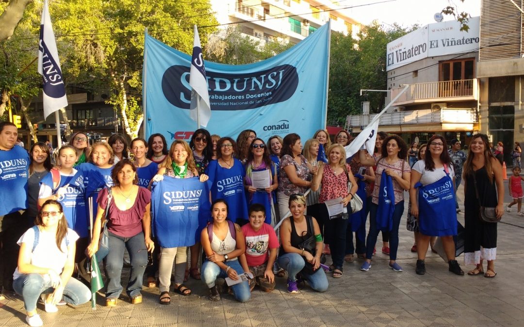 8M: EL DÍA QUE TODAS SALIERON A LA CALLE