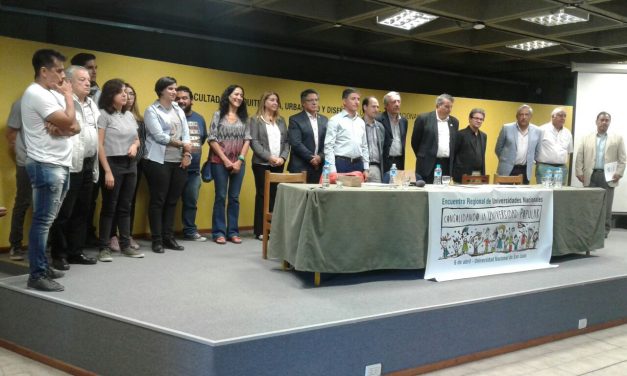 «Compromiso público por la Universidad Popular» : el documento del 1º Encuentro Regional de Universidades Nacionales