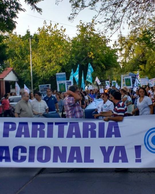 LA PARITARIA Y LA FUERZA DE LA NEGOCIACIÓN COLECTIVA