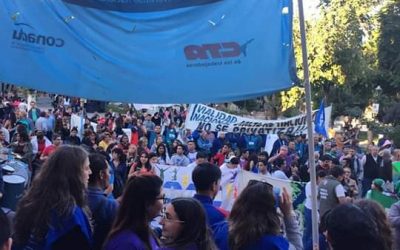 EDITORIAL DE CRECE DESDE EL PIE: DÍA DE LA TRABAJADORA Y EL TRABAJADOR