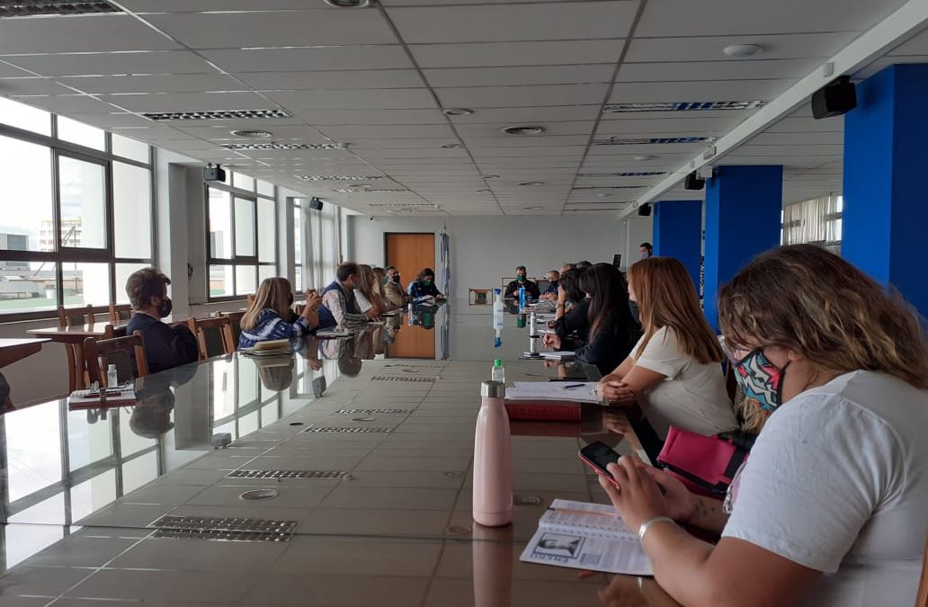 SiDUNSJ DEMANDÓ REGULAR EN PARITARIAS LAS CONDICIONES LABORALES DOCENTES 2021