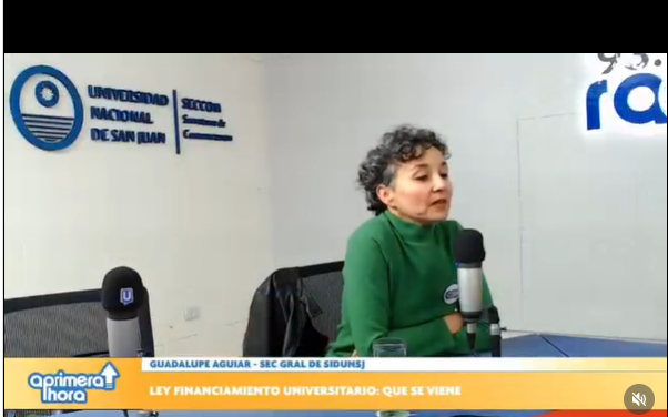 Entrevista en Radio U