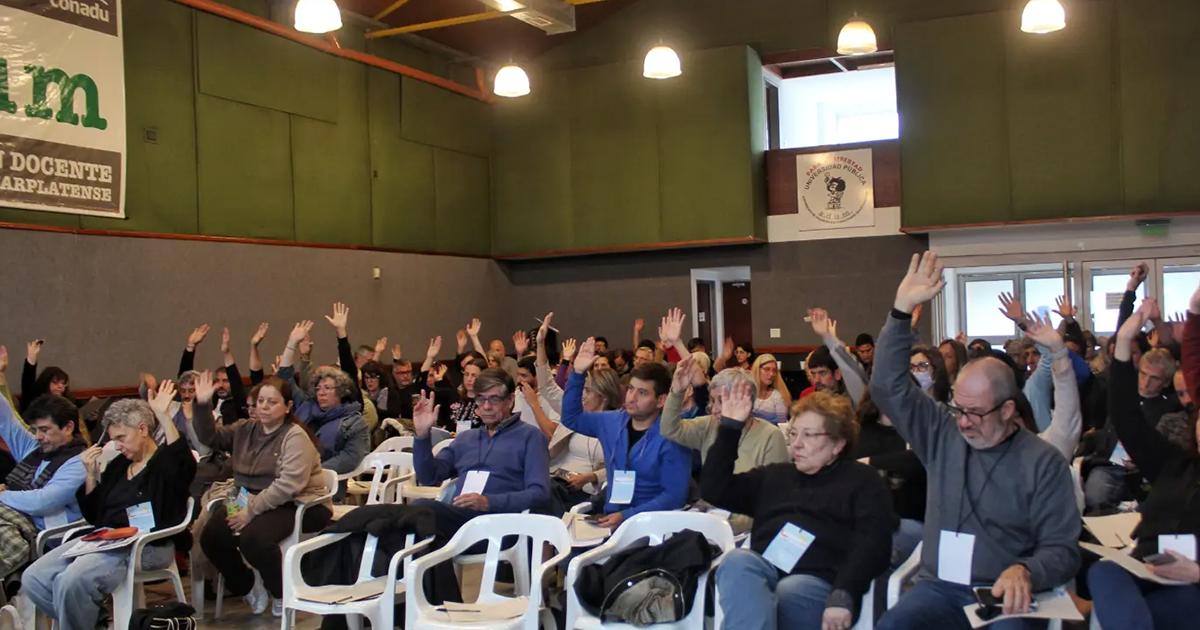 SiDUNSJ participó del Congreso Extraordinario de CONADU: paro docente el miércoles 28 de octubre